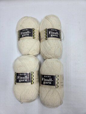 Rauma Garn Finull-Garn White Knitting Crochet Wool Yarn Four 50 gram Skeins